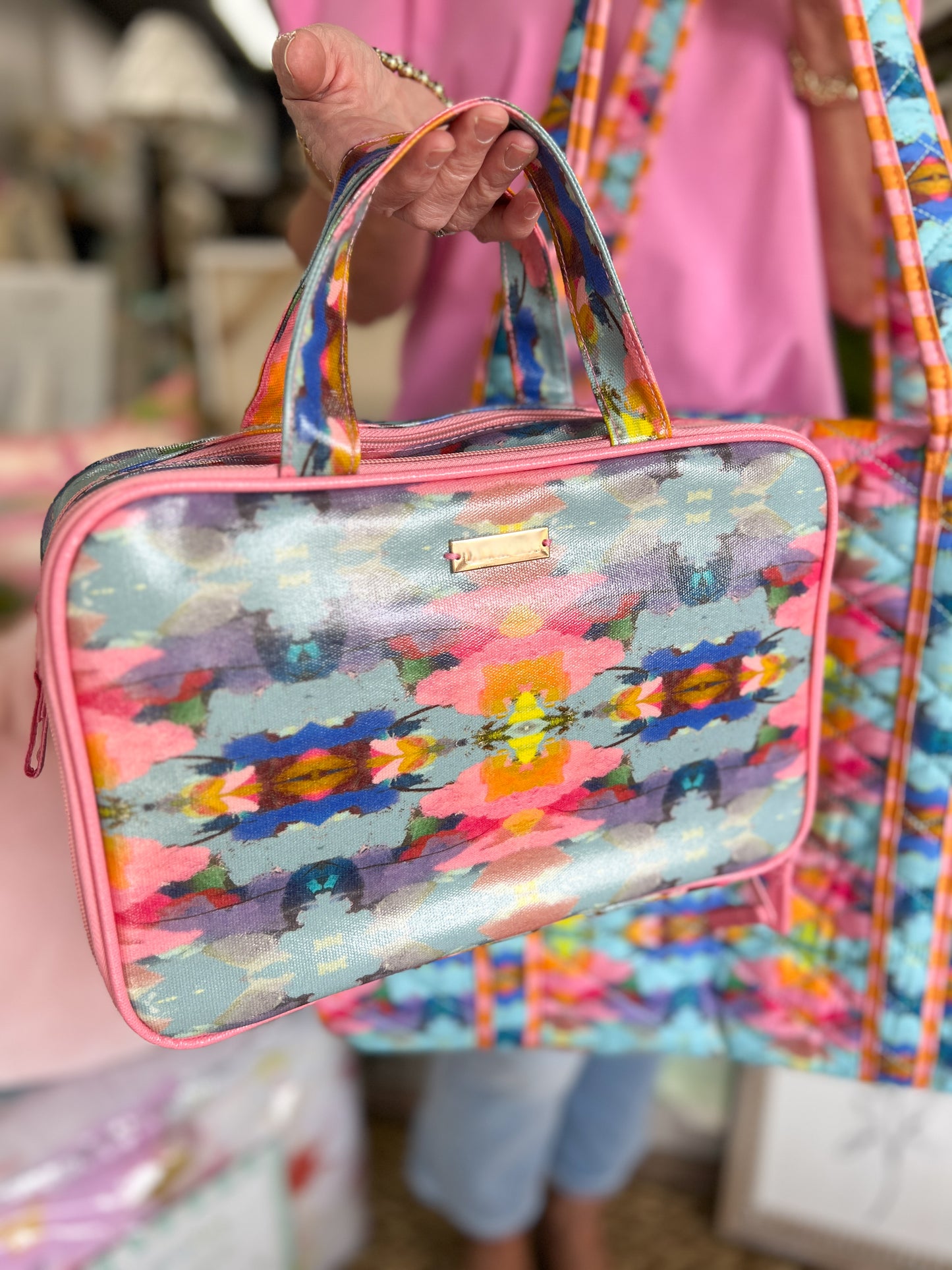 Laura Park Travel Case - Antigua Smile
