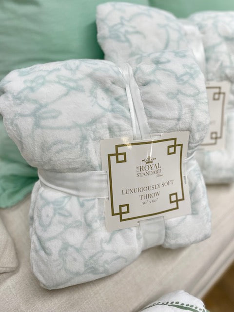 Delilah Bunny Throw