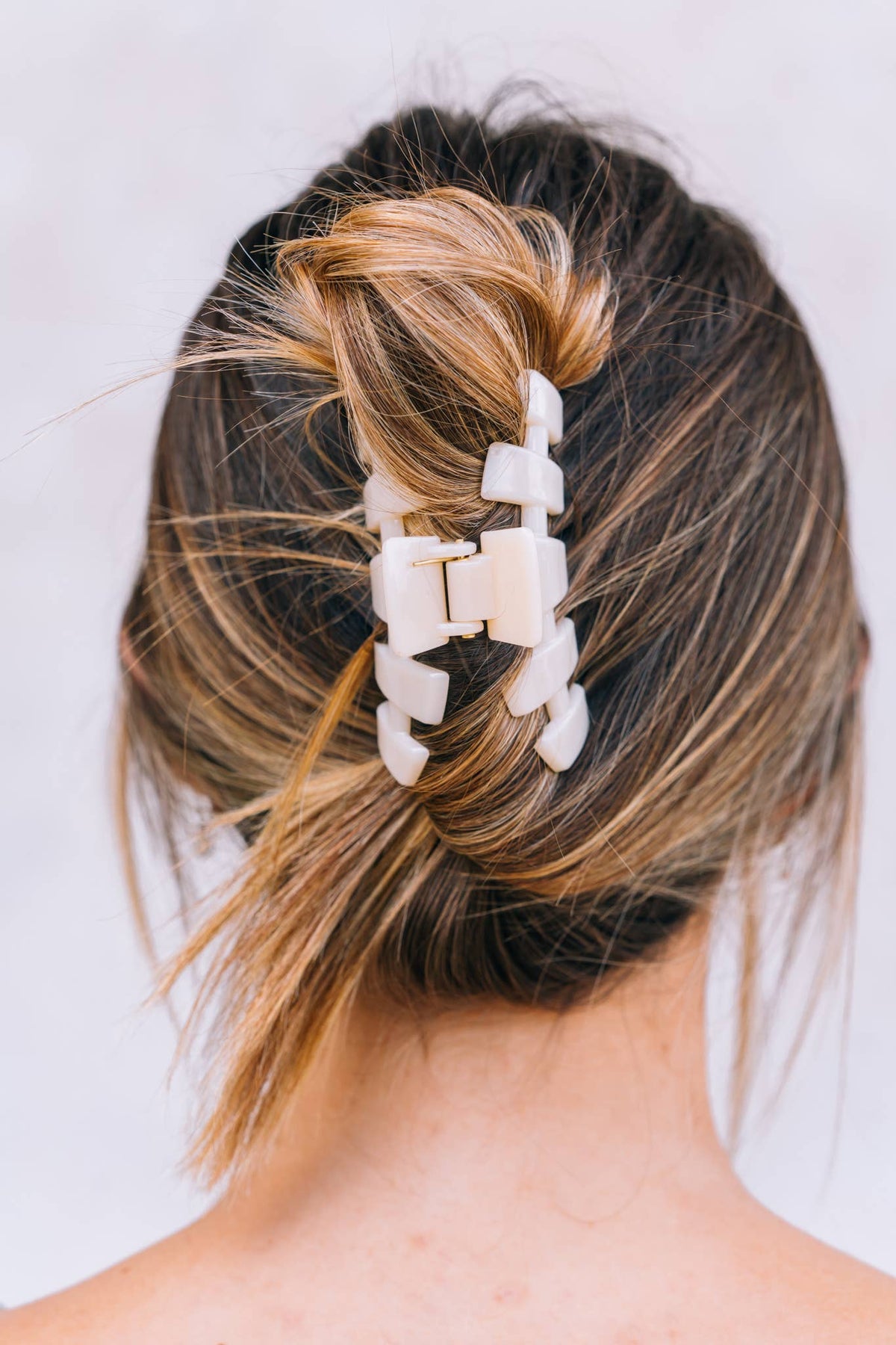 Teleties Classic Hair Clip | Medium | Almond Beige