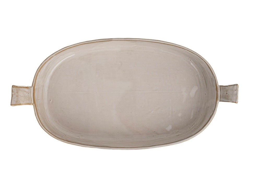 Oval stoneware baker with handles