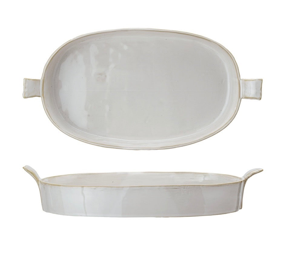 Oval stoneware baker with handles