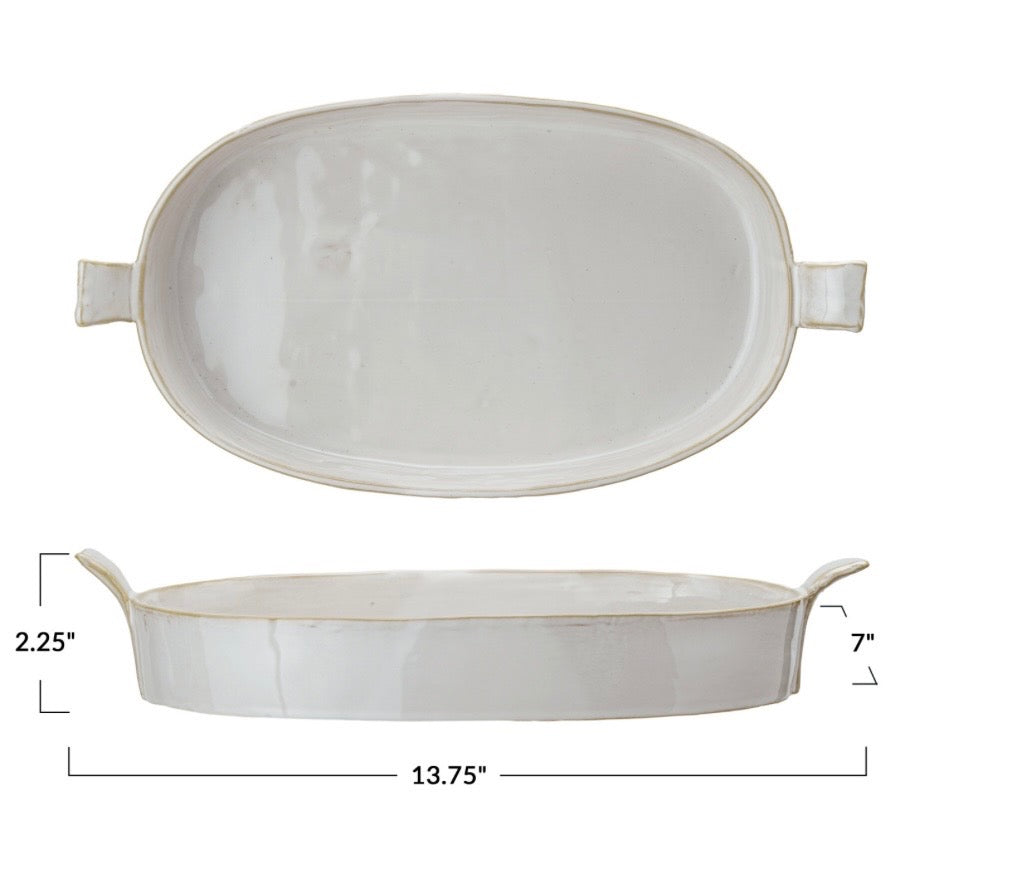 Oval stoneware baker with handles