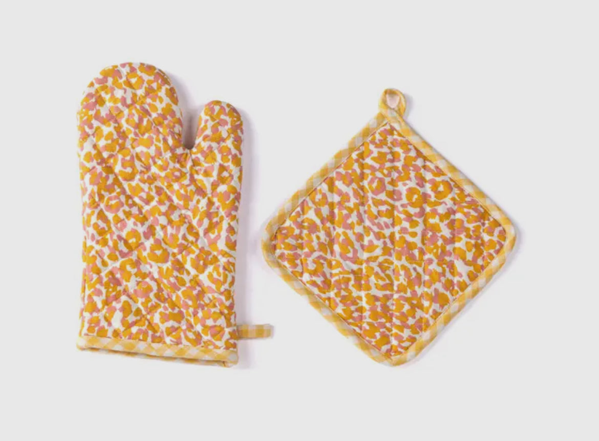 Nora Oven Mitt Set