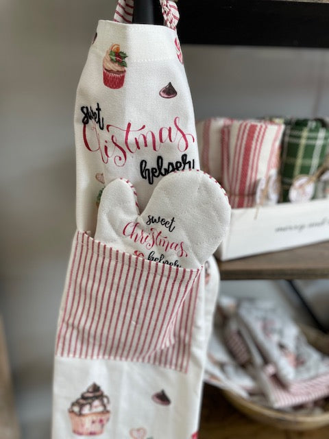 Child's Apron and Mitt Set - Sweet Christmas Helper