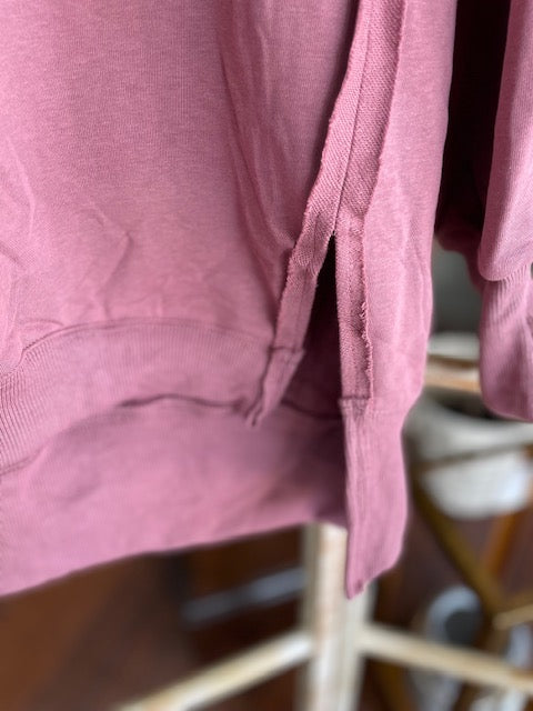 High-Low Crew Neck Sweatshirt