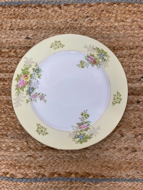 Various Vintage Dinner Plates