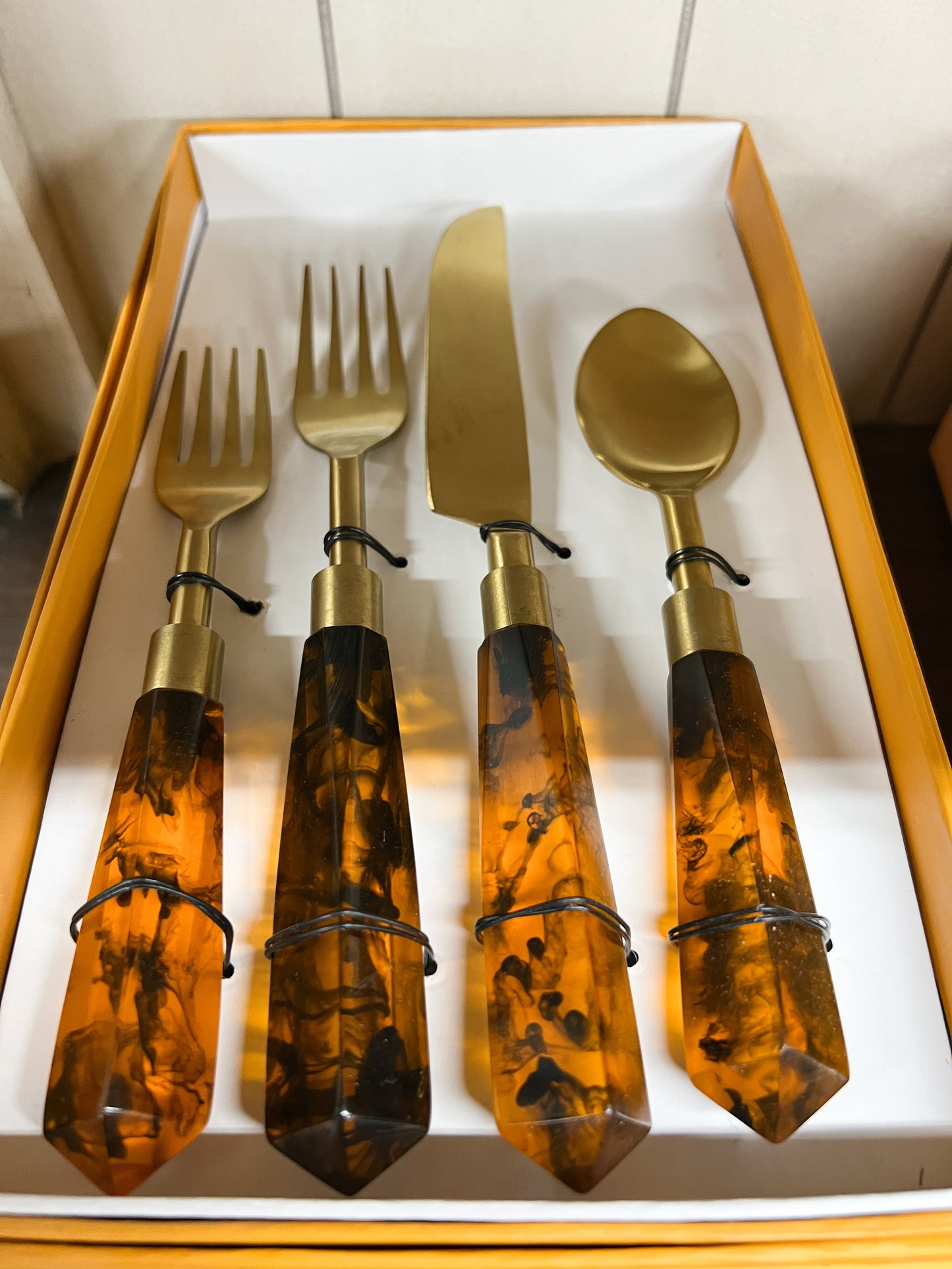 Acrylic Flatware Set