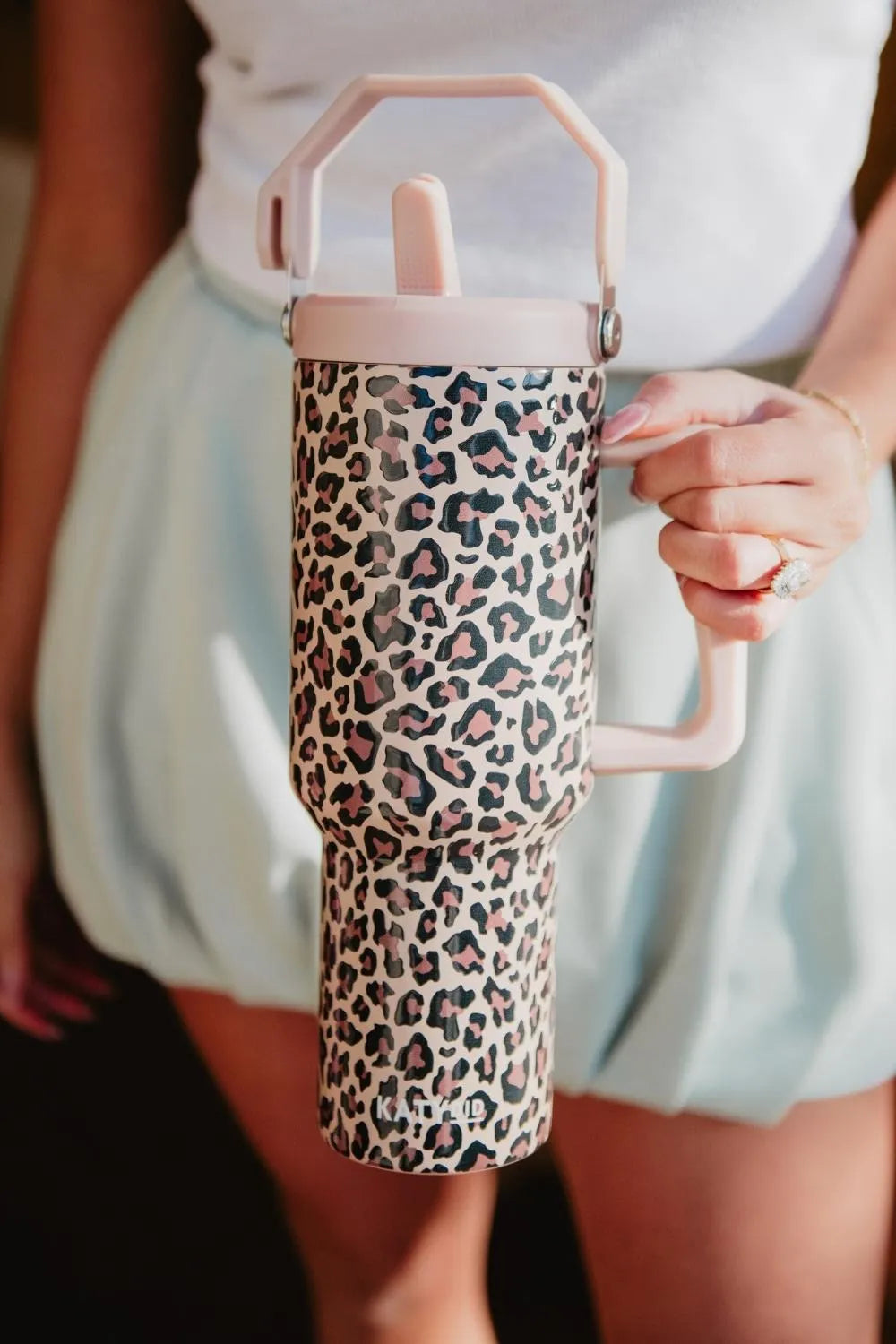 Brown Leopard Tumbler with Lid Handle